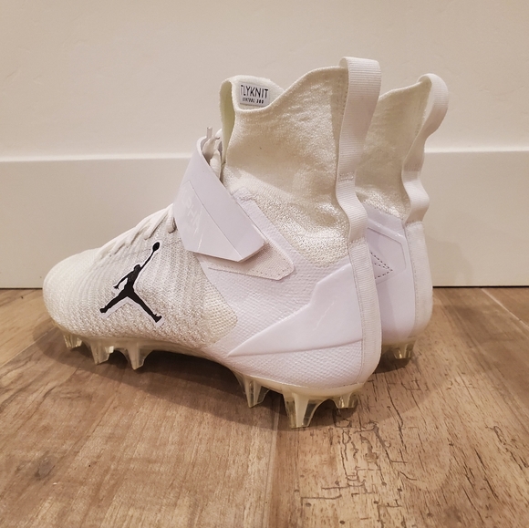 JORDAN ALPHA MENACE ELITE 2 FLYKNIT FOOTBALL CLEATS MENS - Picture 3 of 6